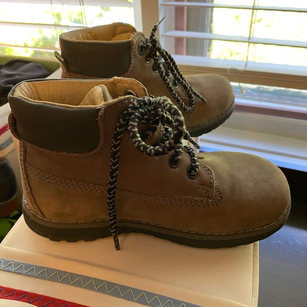 Boys Primigi Suede Boot